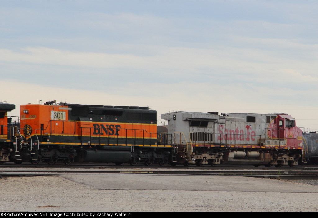 BNSF 301 644